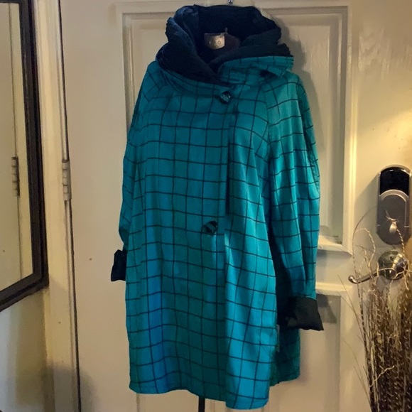 Jackets & Blazers - Fully reversible Mycra PAC now in stunning black and aquamarine.